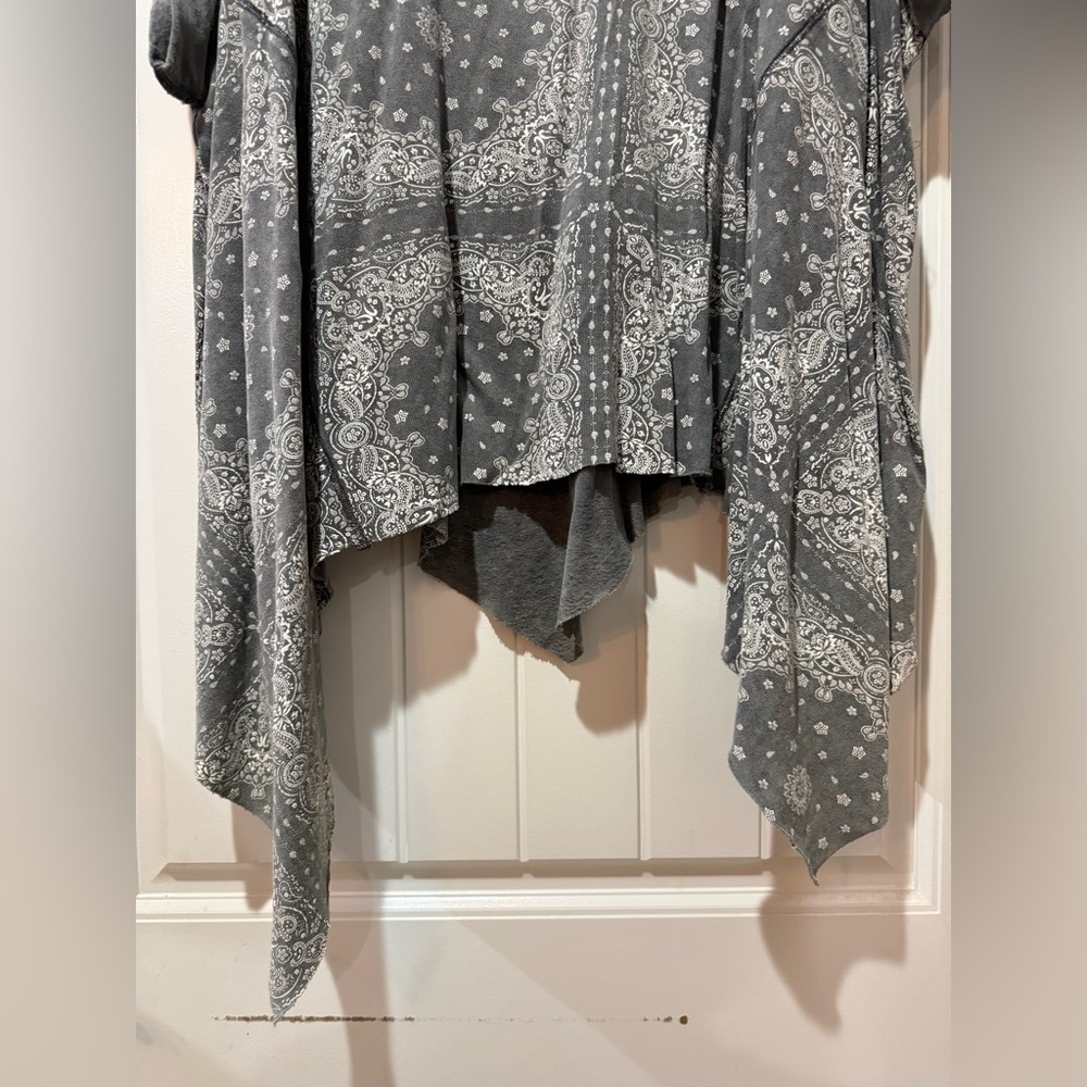 Easel Charcoal Patterned Tunic Top - image 3